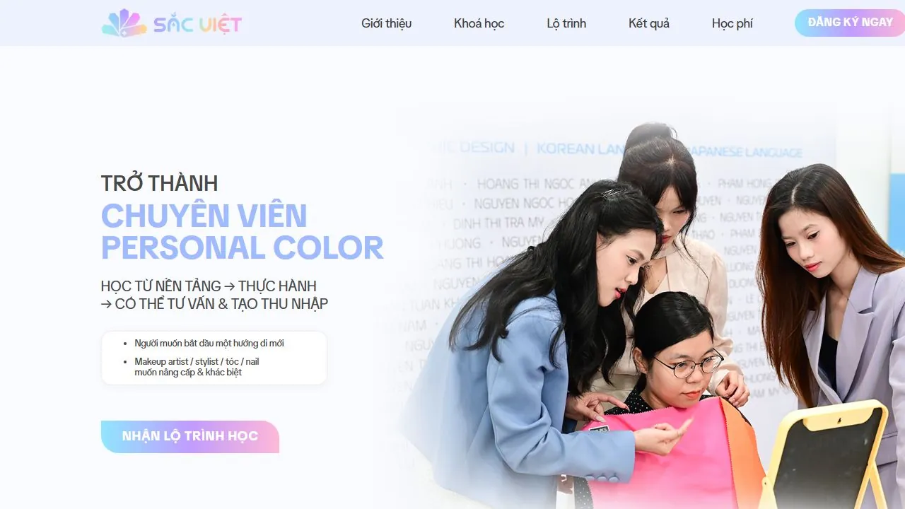 Ảnh chụp website Sắc Việt Academy ngày 03/10/2026